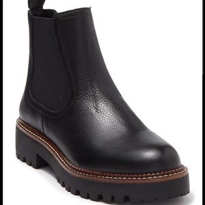 Caslon Miller Water resistant Chelsea boots 11